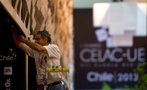 Sin Chávez pero con Raúl Castro, se reúne la Celac en Chile (Video)