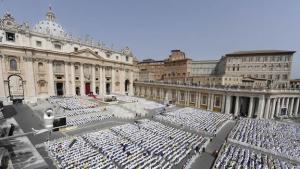 Renunciar, exiliarse o morir asesinado, las mil y una maneras de dejar de ser Papa