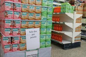 Persiste escasez de productos de la cesta básica en Coche