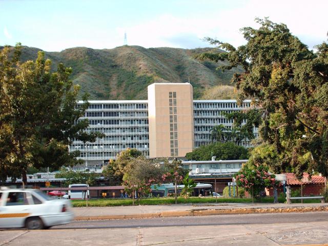 Designan nueva directora para el Hospital Militar de Maracay