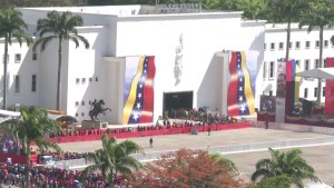 Un largo adiós a Chávez (Video)