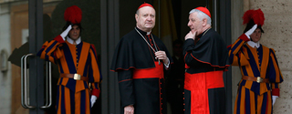 Los cardenales vuelven a reunirse tras fijar el comienzo del cónclave