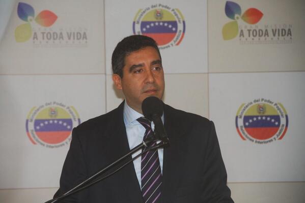 Ministro Rodríguez denunció supuesto plan desestabilizador en el país (Fotos y Video)