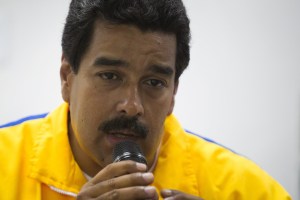 Maduro califica a Capriles de “asesino”, ratifica que no lo reconocerá como Gobernador e inventó un cohetazo