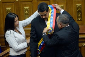 Maduro es juramentado como presidente de la República