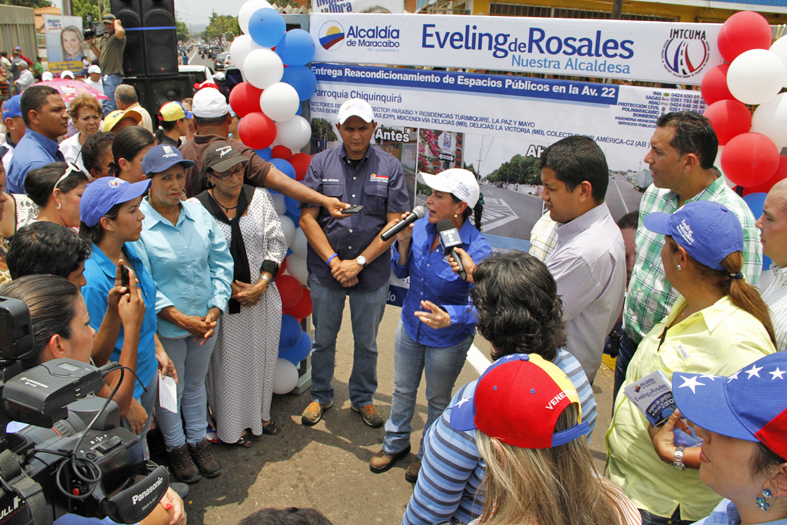 Eveling de Rosales entrega recuperación de espacios en Maracaibo