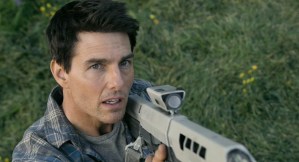 Tom Cruise, al rescate con “Oblivion”