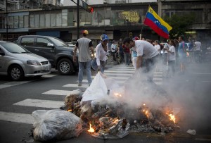 El Nuevo Herald: Venezuela al filo de crisis institucional
