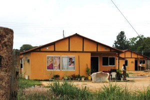 Cobro por casas de la misión Vivienda asombra a sus beneficiarios