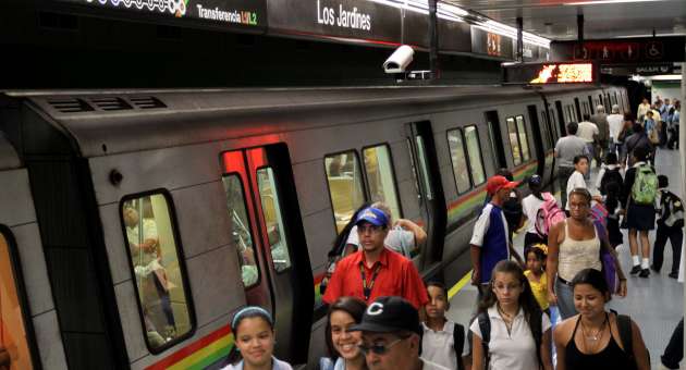Reportan retraso en la Línea 3 del Metro de Caracas