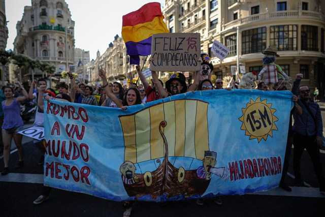 Miles de indignados celebran en España su segundo aniversario (Fotos)