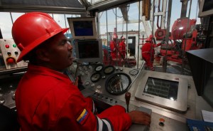 Rosneft y Pdvsa firman acuerdo de cooperación en la plataforma continental