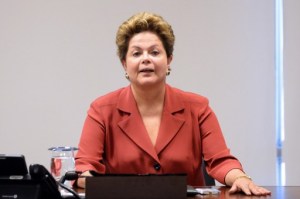 Rousseff anuncia sistema de protección para correo electrónico del Gobierno