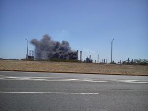Pdvsa extinguió incendio menor en unidad Flexicoquer de Amuay (FOTOS)