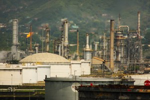 Hay 1.618 inmuebles en franja de seguridad de la refinería de Puerto La Cruz