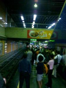 Falla eléctrica en Agua Salud paraliza Línea Uno del Metro de Caracas
