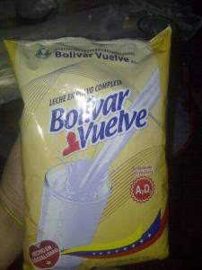 ¡Insólito! Ahora podemos tomar la leche de Bolívar (Foto)