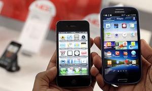 Apple solicita de nuevo a juez que prohíba la venta de aparatos de Samsung