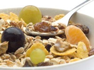 Desayunar cereales integrales protege contra la hipertensión