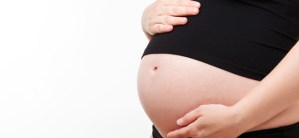 Estudio vincula uso de acetaminofeno en embarazo con riesgo de Thda en niños