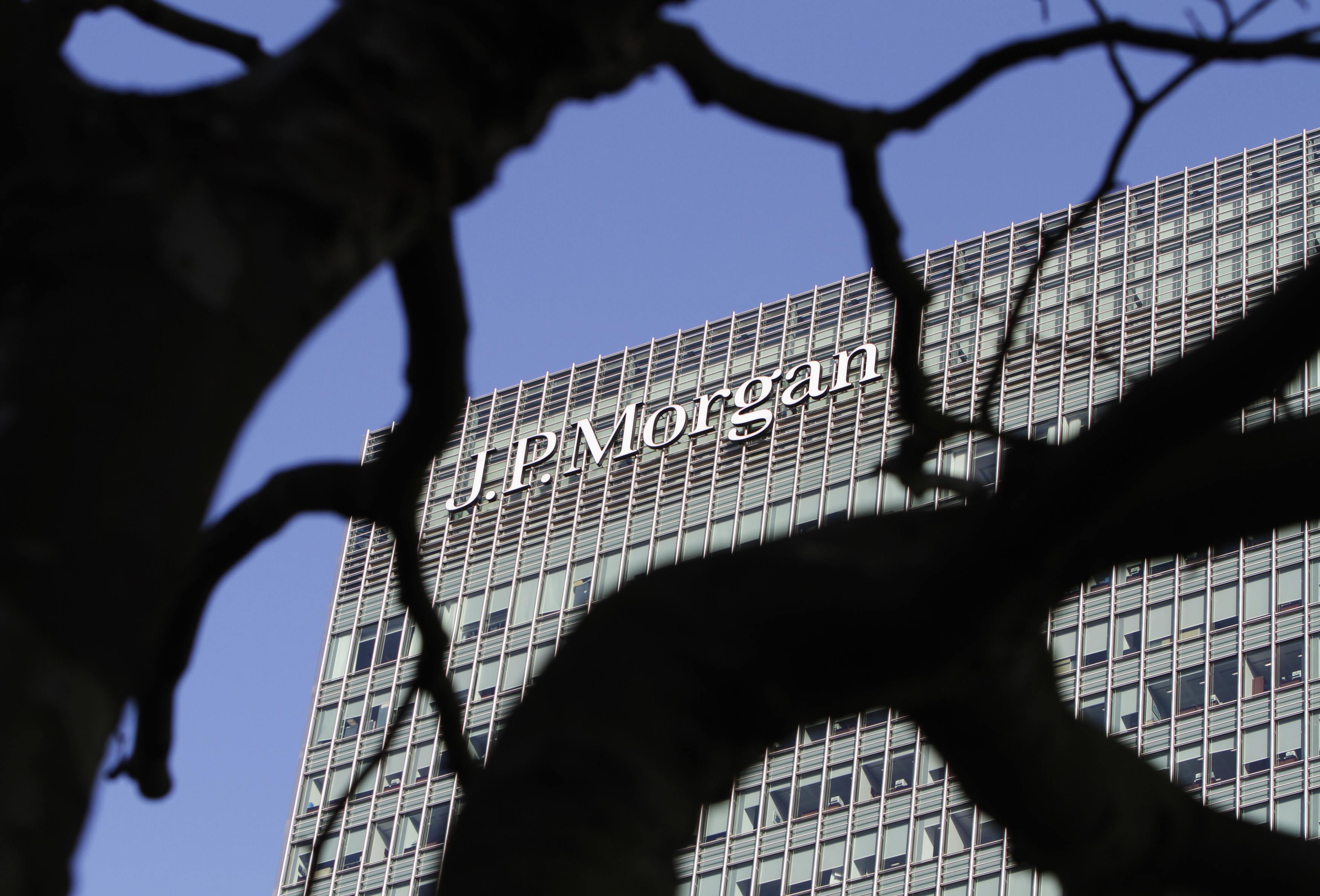 Se suicida un ejecutivo al saltar desde la sede de JP Morgan