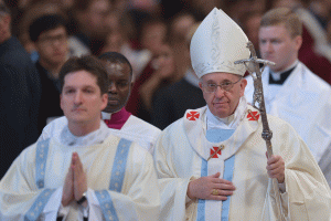 Papa pide enfrentar este nuevo año con fortaleza, valor y esperanza