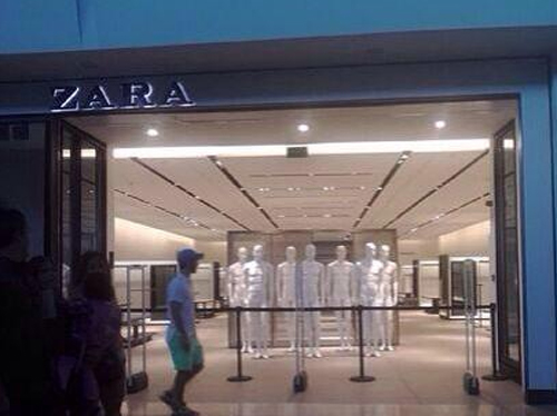 Tiendas Zara del país siguen completamente vacías (Foto)