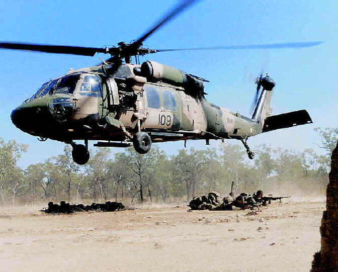 Aterrizaje forzoso de helicóptero militar deja un muerto en EEUU