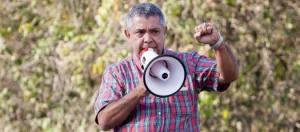 Ángel Vivas pide a las personas que dejen pasar a su abogado a su residencia