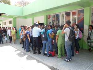 Protestas en San Juan de Los Morros deja estudiantes y profesores heridos