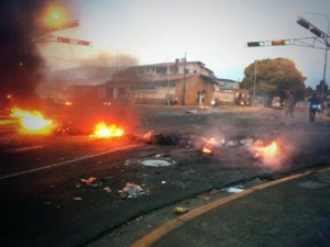 En Táchira arrecian protestas de estudiantes  (Fotos)