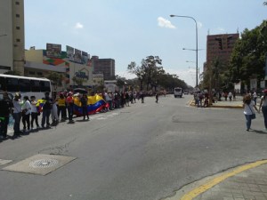 Quinto día de protesta: Cadena humana desde Guaparo hasta el sur de Valencia