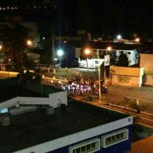 Colectivos “de paz” aterrorizan a habitantes en Valera (Fotos + tuits)
