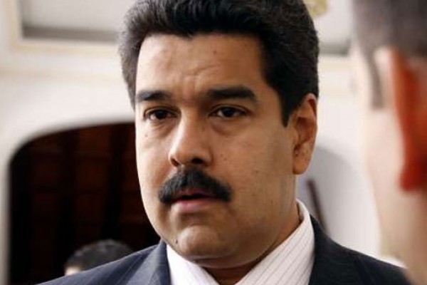“Sorpresa” de Maduro por la radio es estreno de programa de radio
