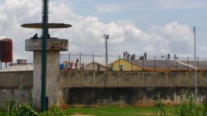 Fuerte tiroteo se registró en la cárcel de Vista Hermosa en Bolívar