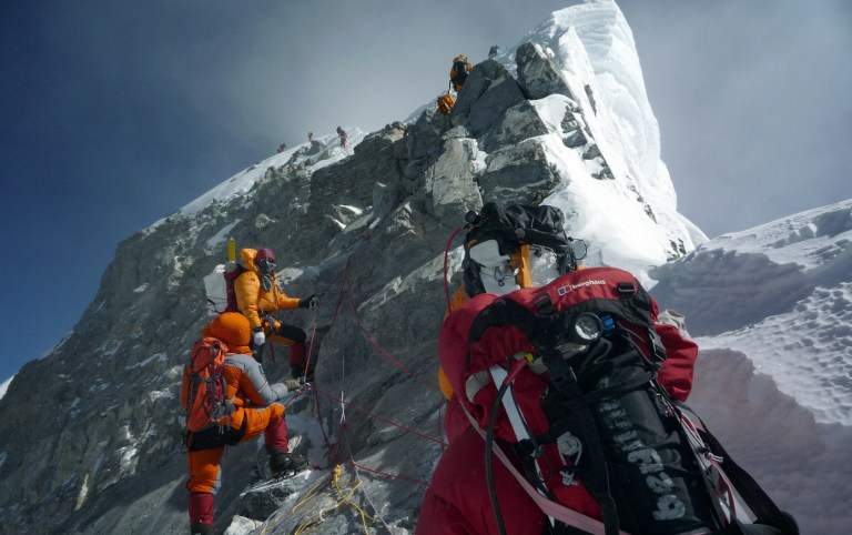 La catástrofe del Everest aviva las tensiones entre escaladores y sherpas