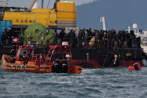 Estudiantes rescatados del naufragio del Sewol tendrán tratamiento psicológico
