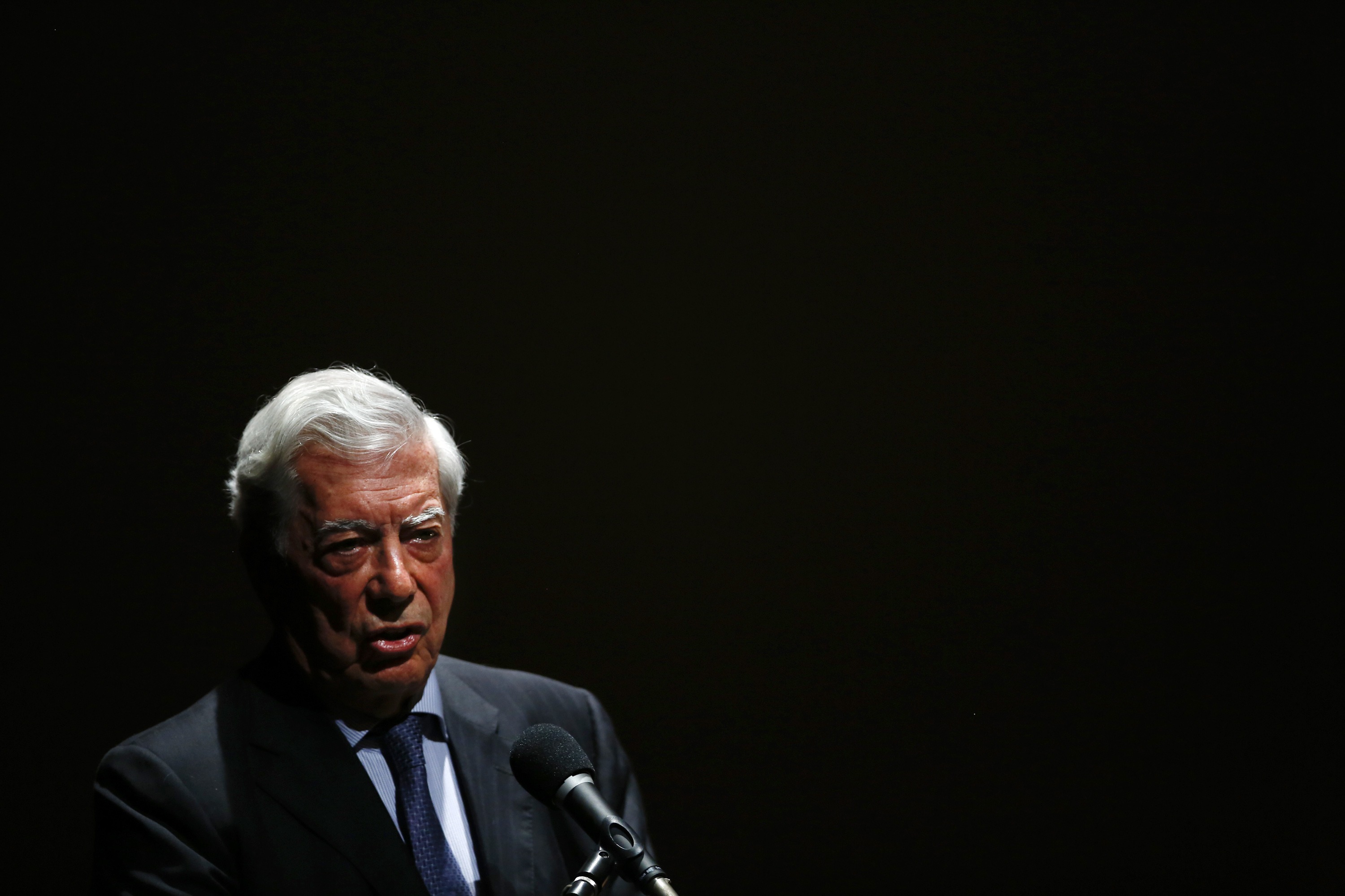 Vargas Llosa: La condena a Leopoldo López es absurda y disparatada