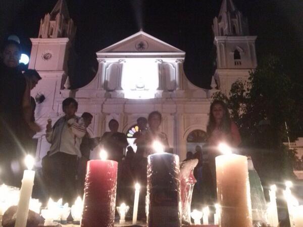 “Cerramos la Semana Santa en pie de lucha” (Fotos)