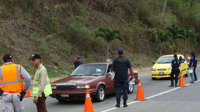 Registran 7 personas fallecidas y 154 lesionadas en accidentes viales en Miranda