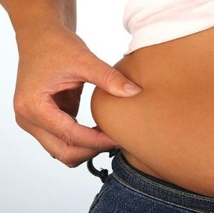 Siete alimentos que se acumulan como grasa abdominal