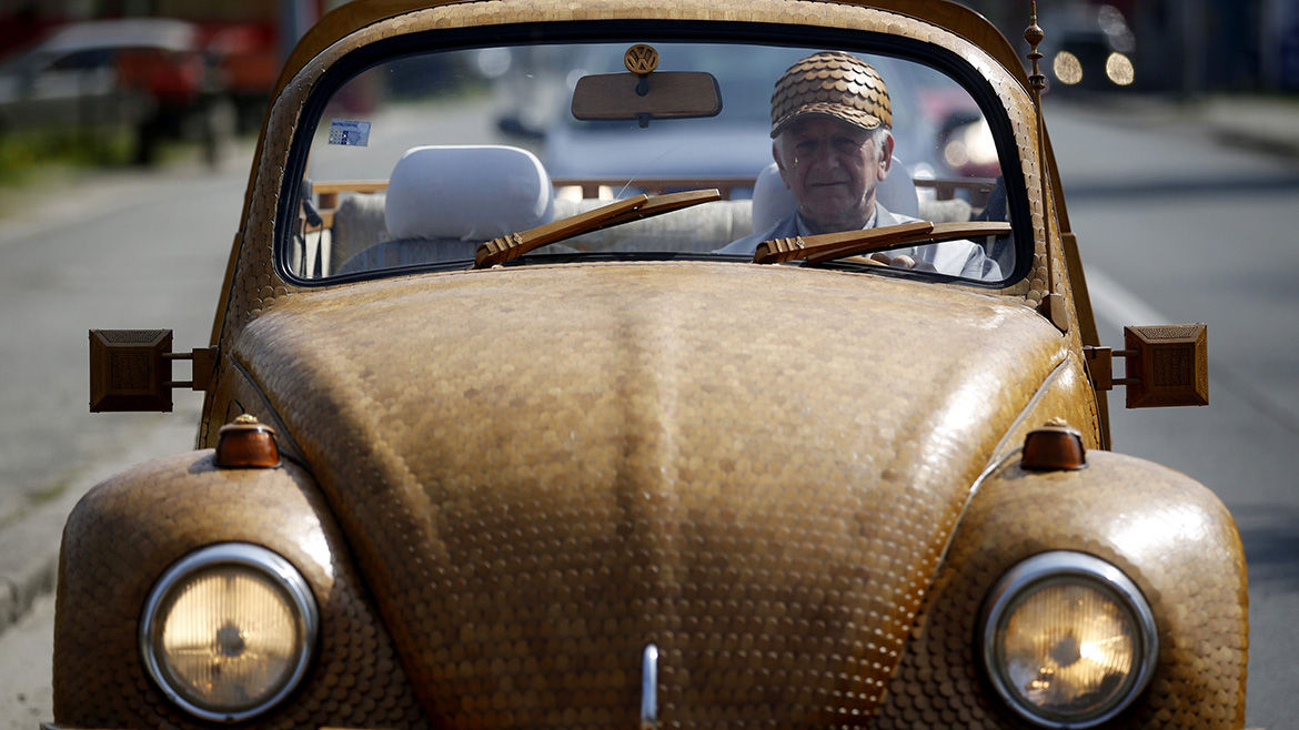 Automóviles que deseas: Un Volkswagen Escarabajo de madera