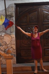 Vibrante y emotiva celebración se vivió en San Cristóbal con victoria de Patricia de Ceballos (Fotos y Video)