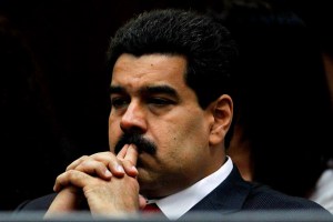Como que le “parpadearon” las luces a Maduro (Video)