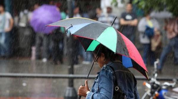 Domingo con lluvias dispersas en gran parte del país