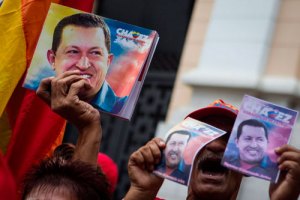 Demócrata usa imágenes de Chavistas para atraer voto hispano en EEUU