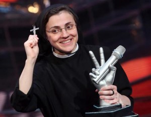 La monja que causó sensación en “La Voz”… gana el concurso