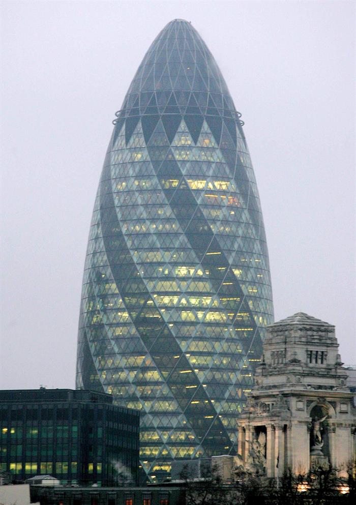 En venta el emblemático rascacielos londinense “Gherkin”