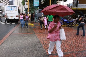 Se esperan lluvias dispersas en gran parte del país este domingo