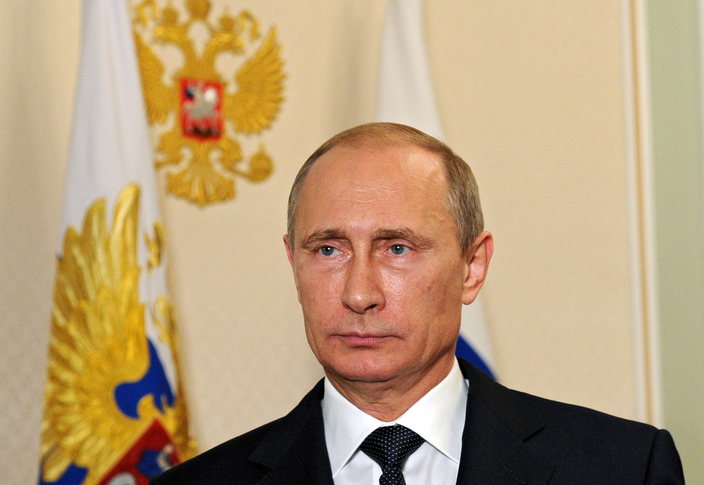 Putin pide a separatistas que den acceso a expertos al lugar donde cayó avión
